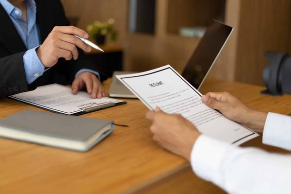 Faire appel à un cabinet recrutement à Paris : faciliter le processus de recrutement